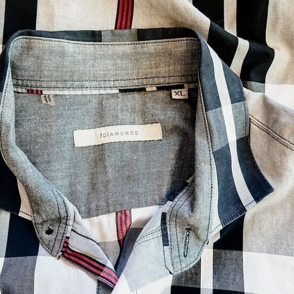 7Diamonds Black White Red Plaid Short Sleeve Collar Button Down Size XL - Picture 6 of 6